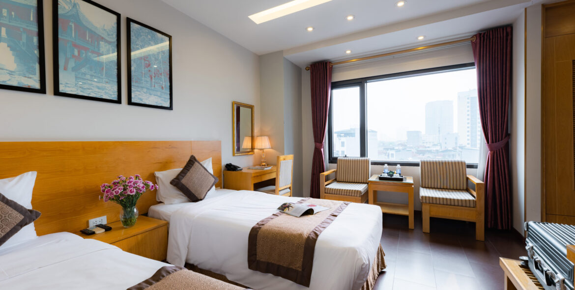 Room 10 08